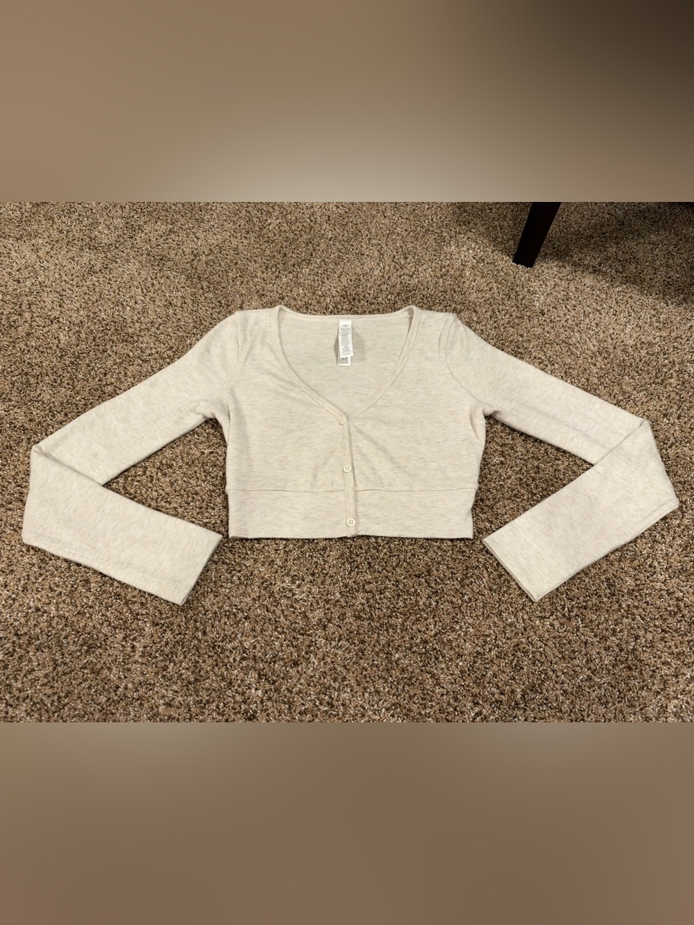 ALO Cropped Button Front Cardigan Sweater 
Size Medium